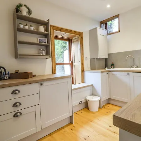 1 Chews Отель Харрогейт