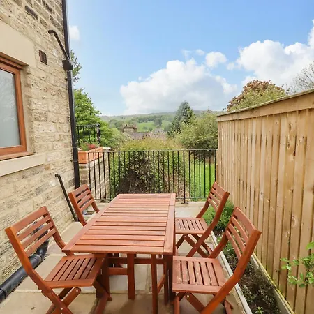 1 Chews Отель Харрогейт